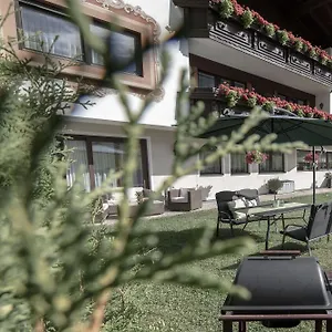 3* Hotel Garni Rustica
